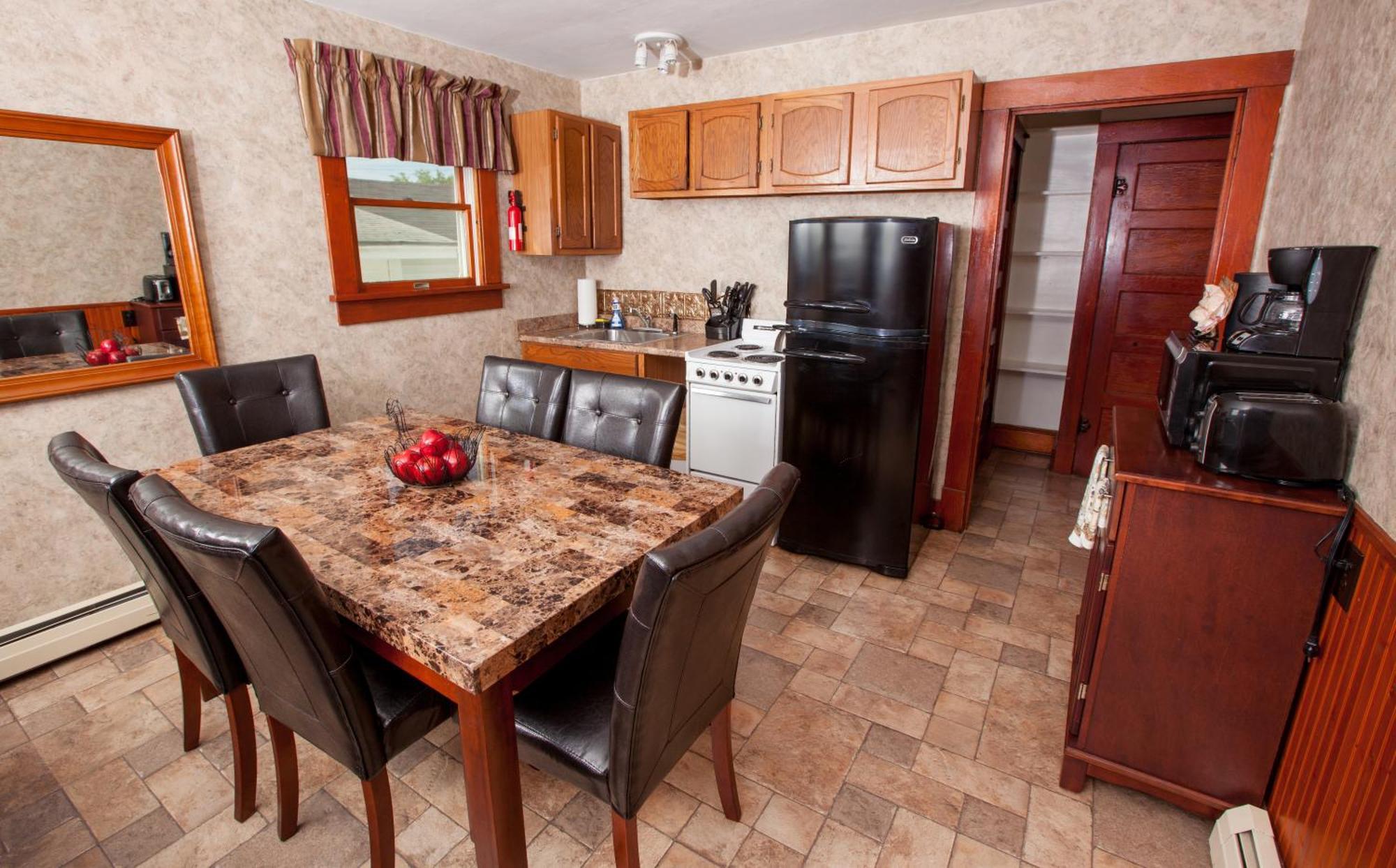 Knotty Pine Motel Бенингтън Стая снимка