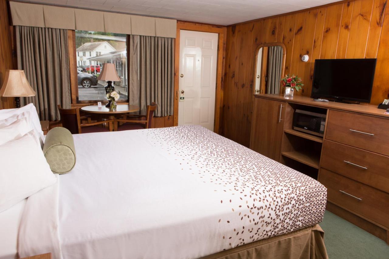Knotty Pine Motel Бенингтън Екстериор снимка