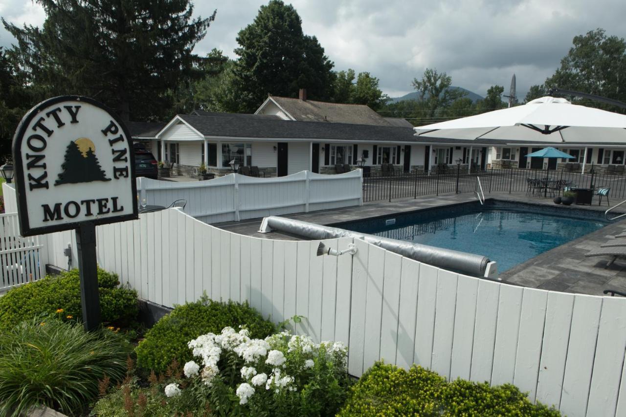 Knotty Pine Motel Бенингтън Екстериор снимка